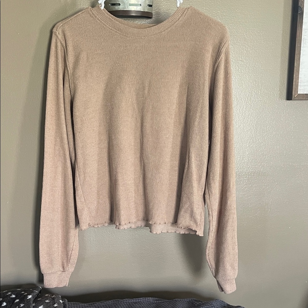 BB Dakota Ribbed Crew Neck Top in Taupe